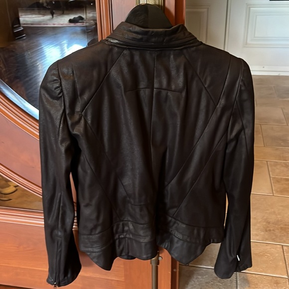 Black Leather Jacket Ark & Co - Picture 2 of 2